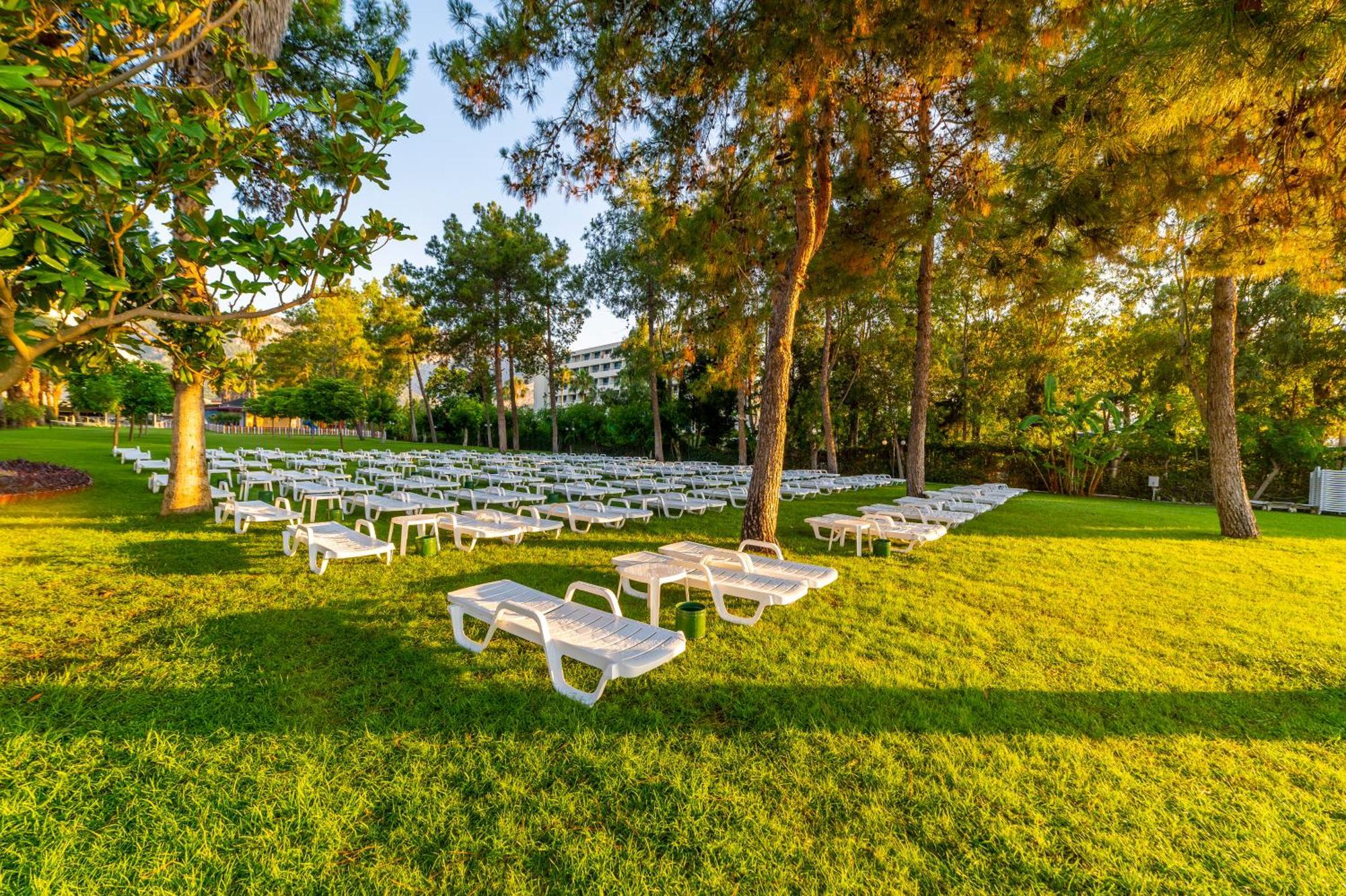 Queen'S Park Goynuk Hotel Kemer Exterior photo